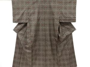 華紋模様織出し本場泥大島紬着物（5マルキ）